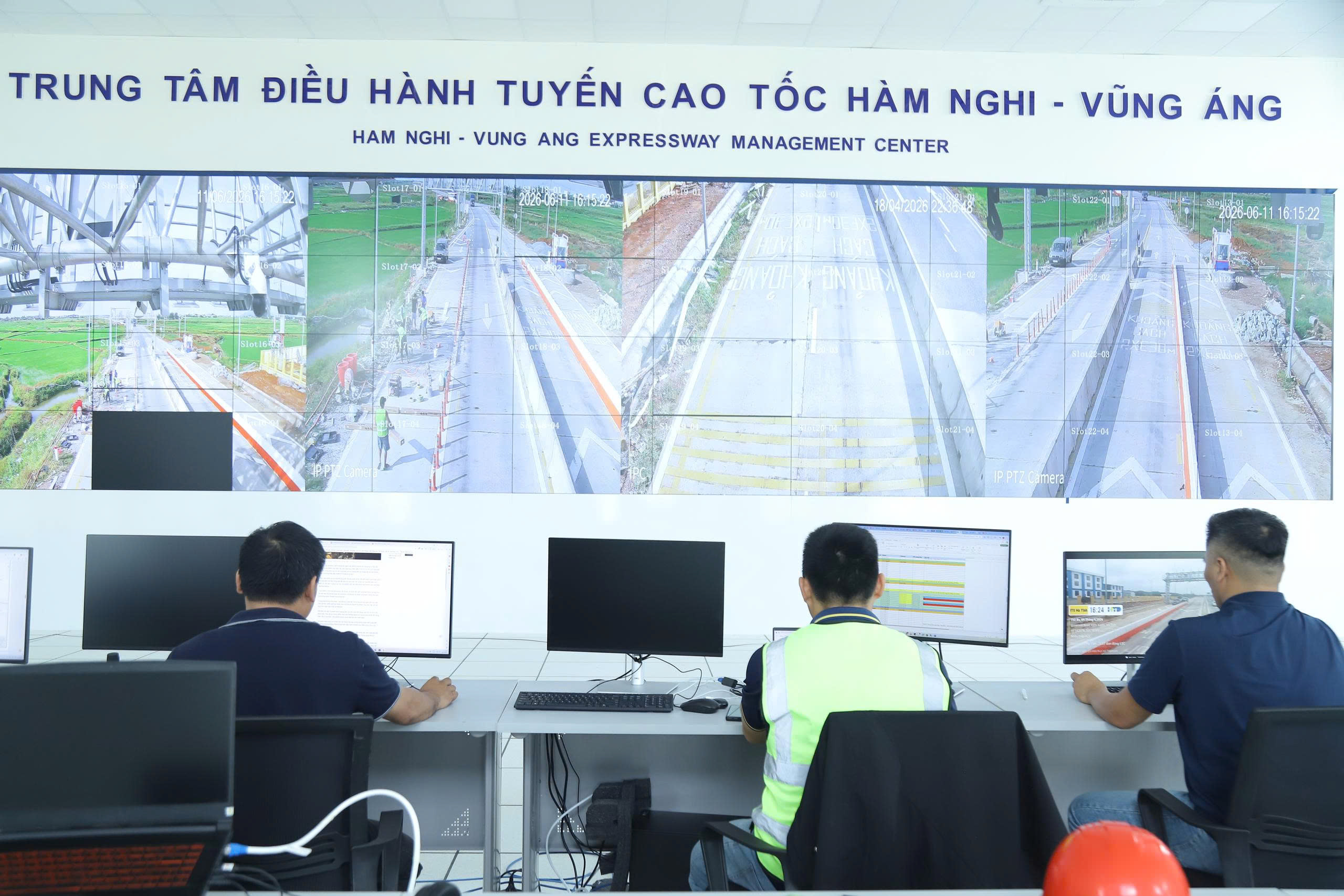 Theo Bộ Xây dựng việc thu phí trên các dự án thuộc tuyến cao tốc Bắc - Nam phía Đông giai doạn 2021-2025 sẽ được triển khai theo từng mốc cụ thể