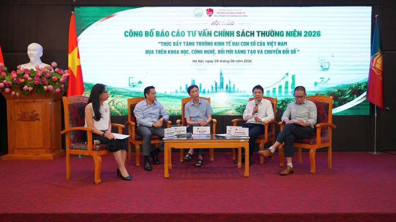 C&aacute;c chuy&ecirc;n gia, DN trao đổi tại Hội thảo c&ocirc;ng bố B&aacute;o c&aacute;o Tư vấn ch&iacute;nh s&aacute;ch thường ni&ecirc;n 2026 với chủ đề 